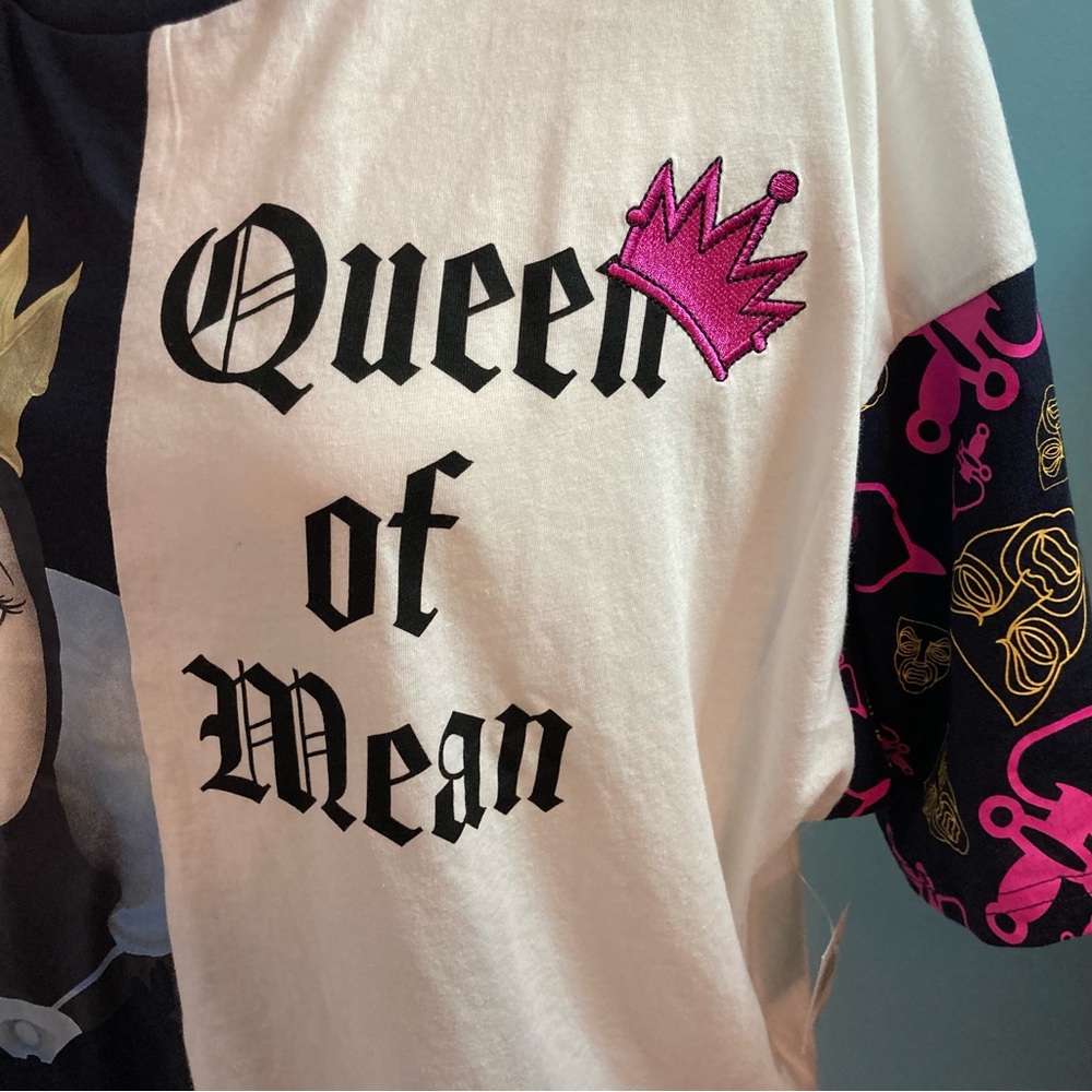 Disney Parks Snow White Evil Queen Grimhilde Shirt Women Size Large - Picture 4 of 13